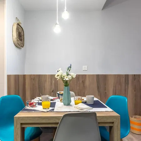 Inside Old Town By Eba Homes * Більбао