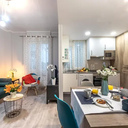 Inside Old Town By Eba Homes Більбао